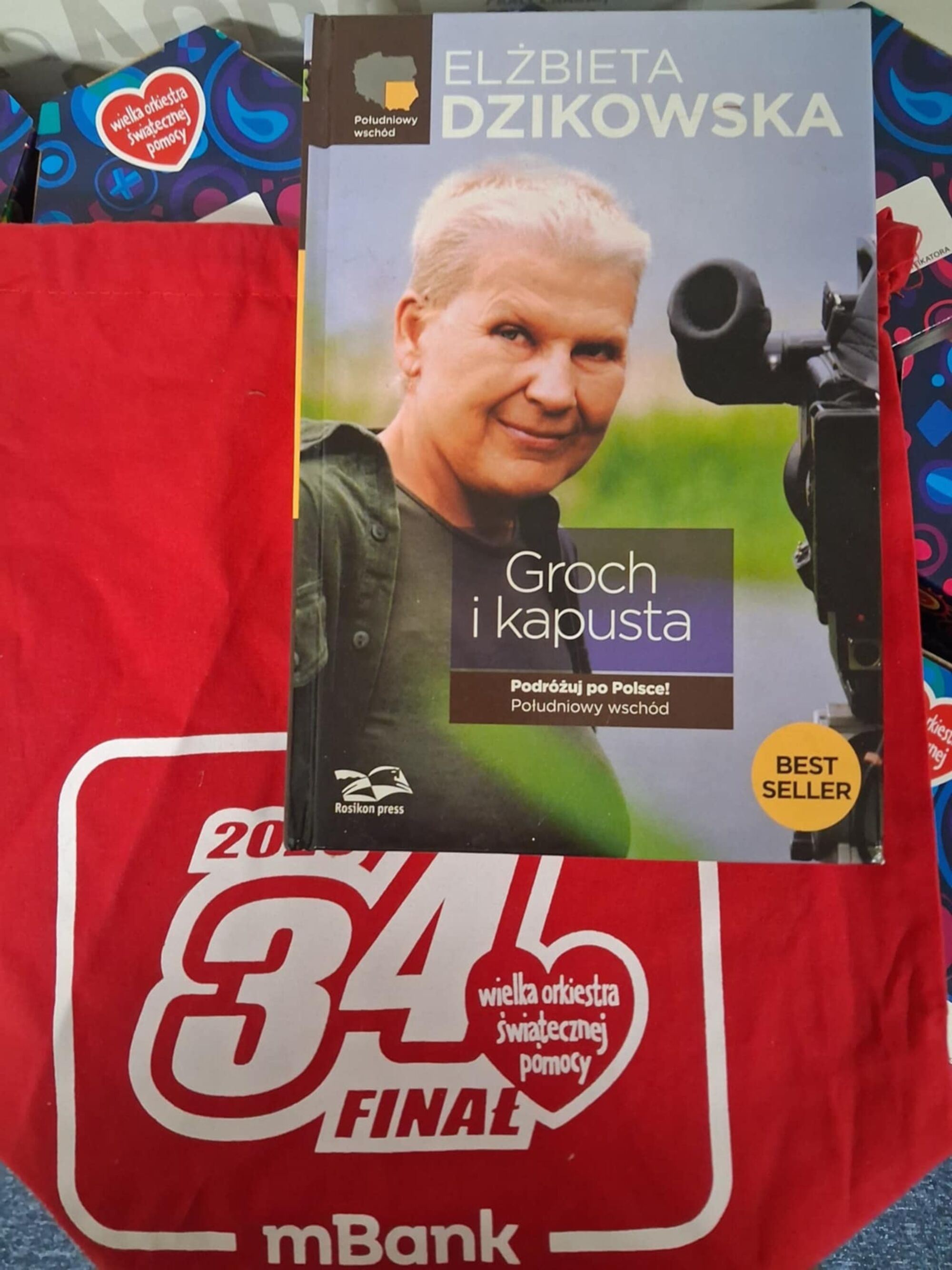 Książka autorstwa Elżbiety Dzikowskiej 