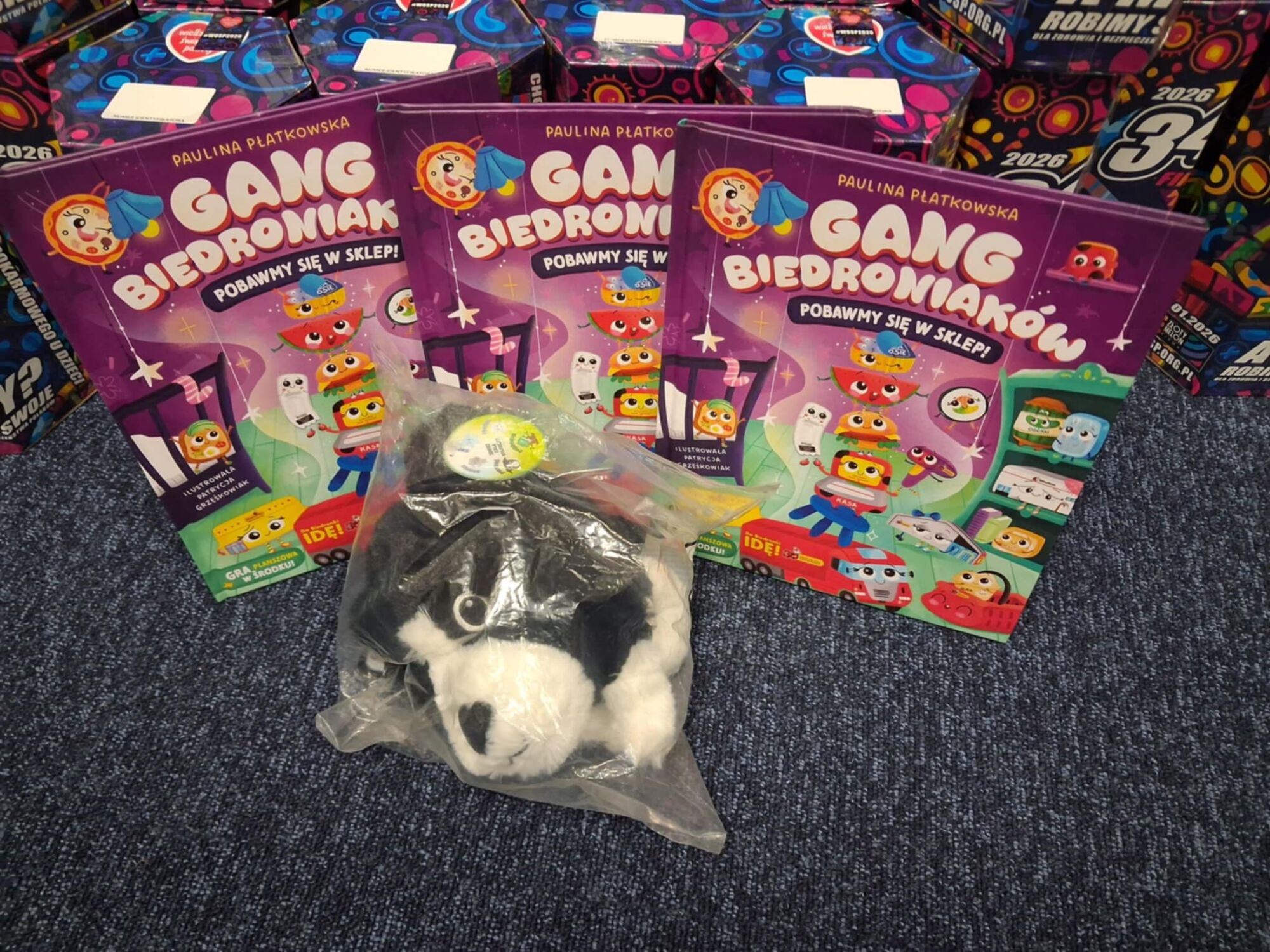 Książeczka „Gang Biedroniaków”  od pracowników Biedronki na Szydłówku