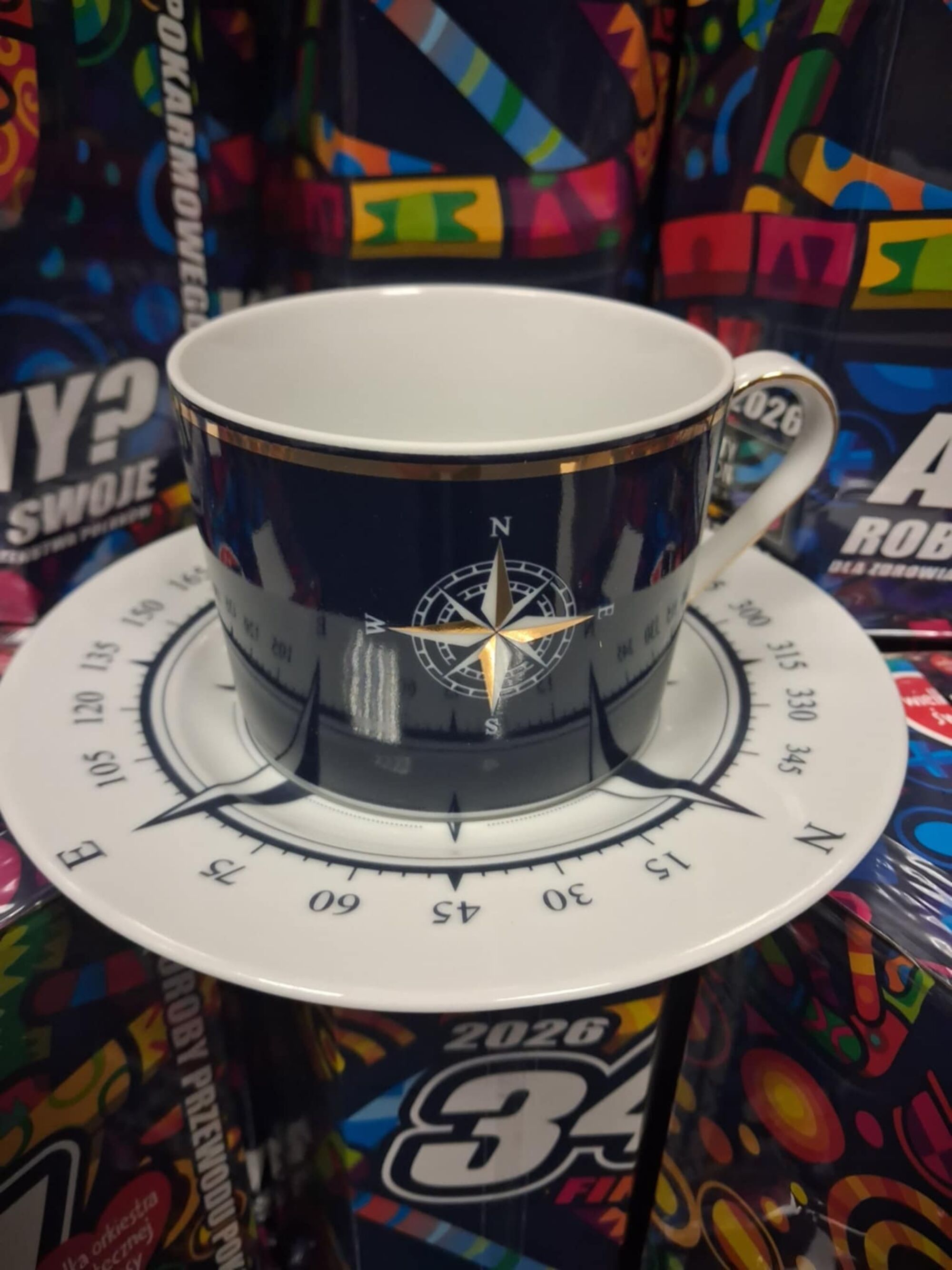 Dwie kolekcjonerskie filiżanki ćmielowskie od Łukasza Baratyńskiego