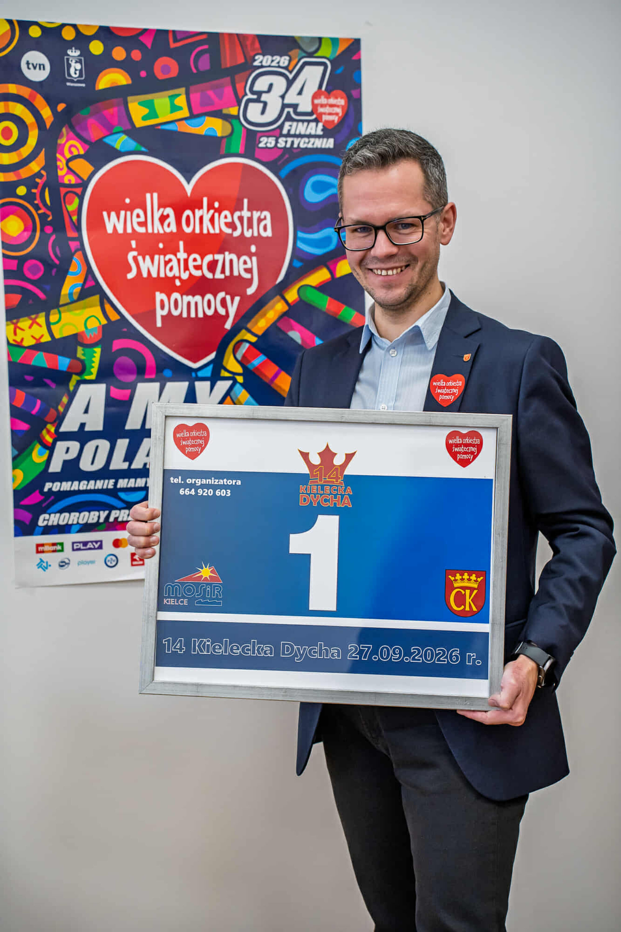 1. numer startowy na „Kielecką Dychę” i unikatowy pakiet sportowy od Tomasza Porębskiego, Zastępcy Prezydentki Miasta Kielce.